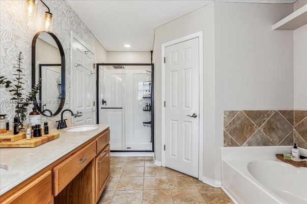 Bathroom, Dual Sink Vanities, Glass Shower, Interior, Recessed Lighting