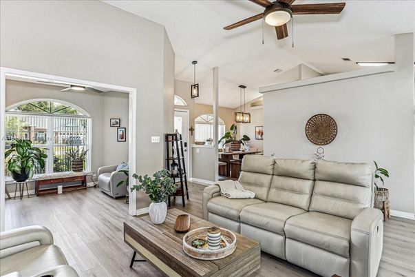 Interior, Kitchen, Living room, Pendant Lights, Wood Texture Flooring