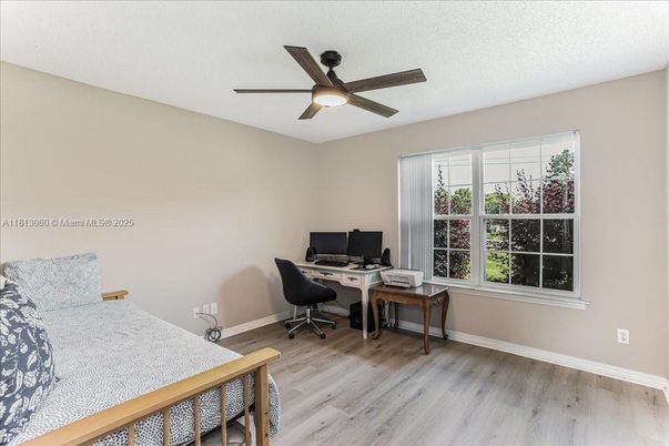 Bedroom, Home Office, Interior, Wood Texture Flooring
