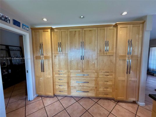 Interior, Recessed Lighting