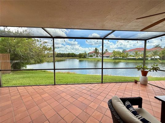 Glass Ceilings, Interior, Sun Room, Water