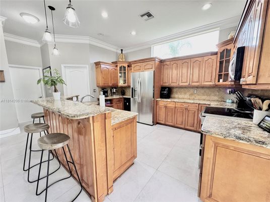 Interior, Kitchen, Pendant Lights, Recessed Lighting, Stainless Steel Appliances
