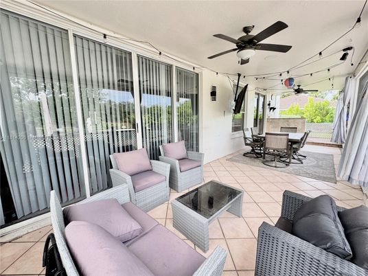 Dining room, Interior, Living room, Sun Room