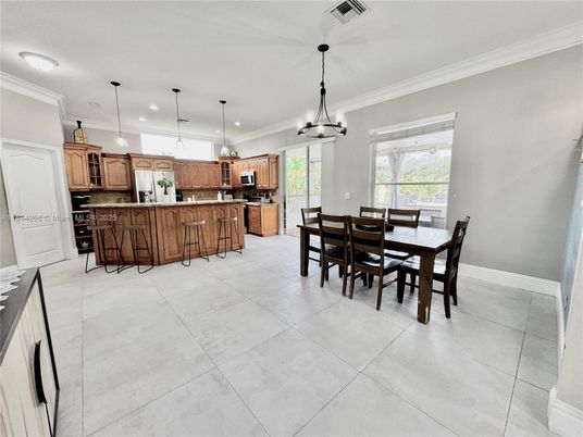 Dining room, Interior, Kitchen, Pendant Lights, Recessed Lighting