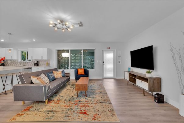 Interior, Kitchen, Living room, Pendant Lights, Recessed Lighting, Wood Texture Flooring