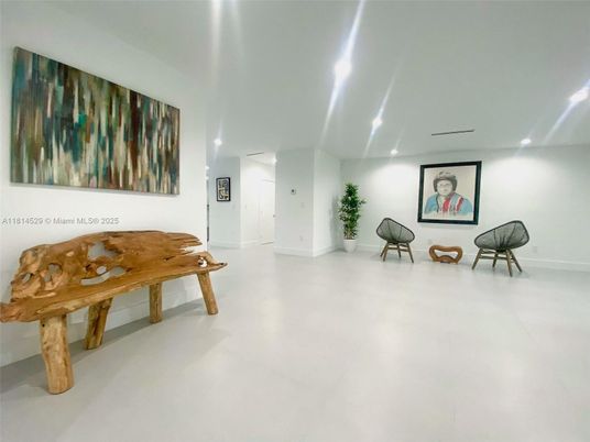 Interior, Recessed Lighting