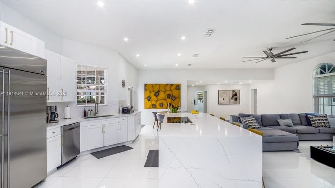 Dining room, Interior, Kitchen, Living room, Recessed Lighting, Stainless Steel Appliances