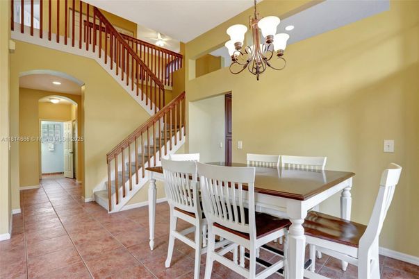 Chandelier, Dining room, Interior, Recessed Lighting