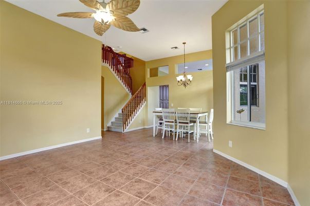 Chandelier, Dining room, Interior, Recessed Lighting