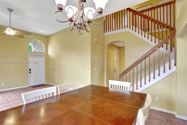 Chandelier, Dining room, Interior, Recessed Lighting