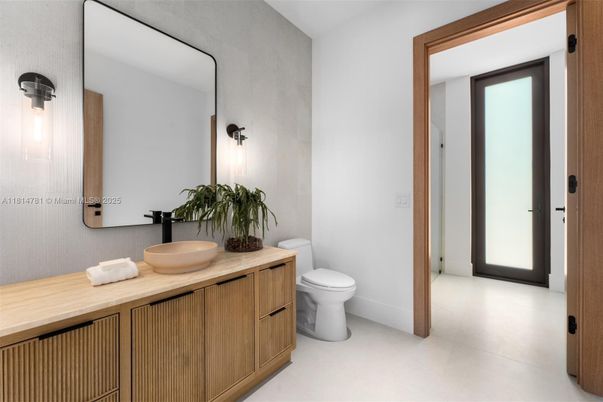 Bathroom, Interior