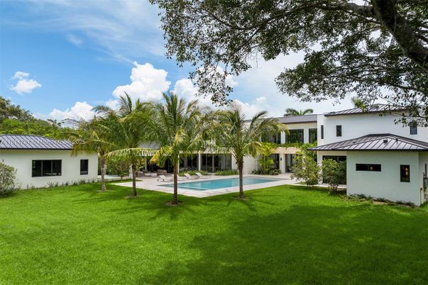 Backyard, Exterior, Pool