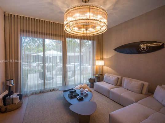 Chandelier, Interior, Living room