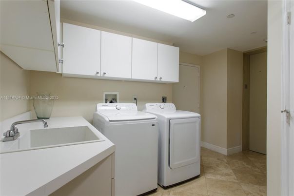 Interior, Washer