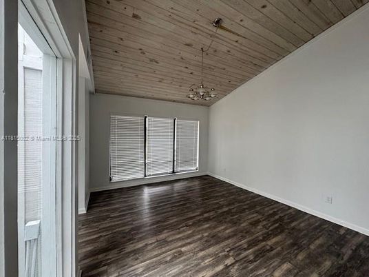 Empty room, Interior, Pendant Lights, Wooden Ceilings, Wood Texture Flooring
