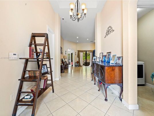Chandelier, Interior, Recessed Lighting