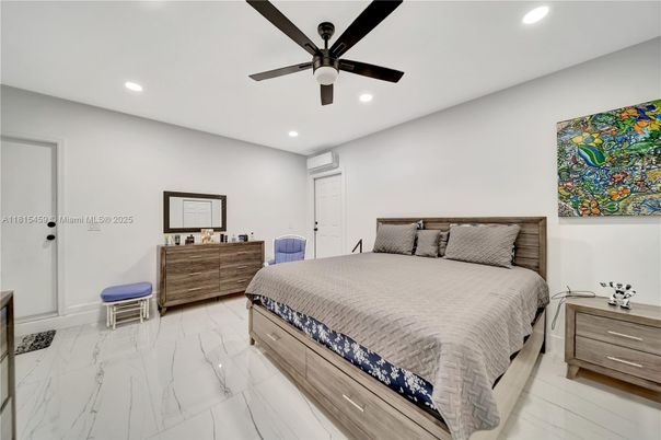 Bedroom, Interior, Marble, Recessed Lighting