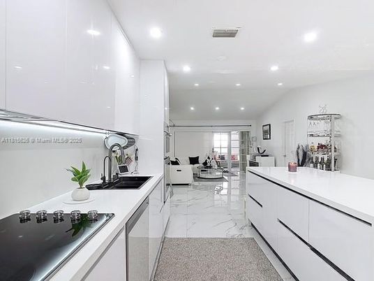 Interior, Kitchen, Living room, Marble, Recessed Lighting
