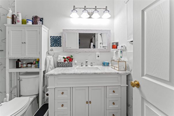 Bathroom, Interior