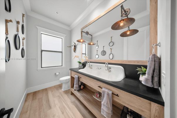 Bathroom, Interior, Recessed Lighting, Wood Texture Flooring