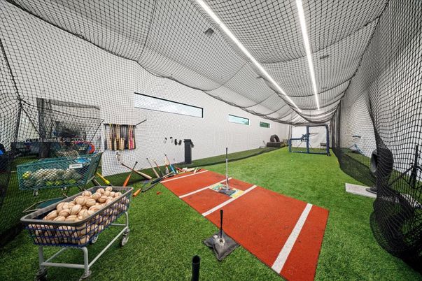 Backyard, Interior