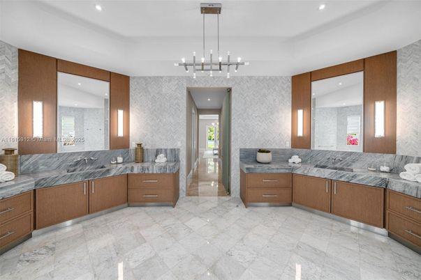 Bathroom, Dual Sink Vanities, Interior, Marble, Pendant Lights, Recessed Lighting