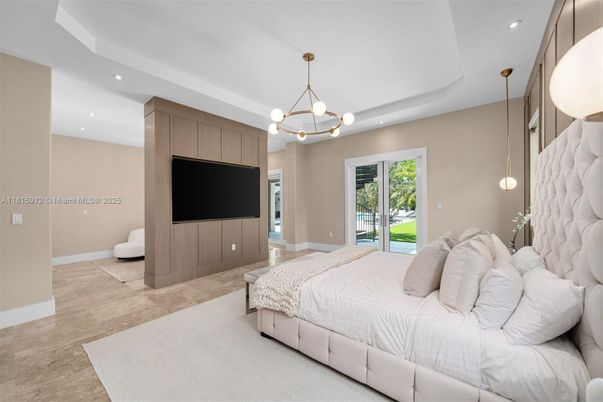 Bedroom, Interior, Pendant Lights, Recessed Lighting