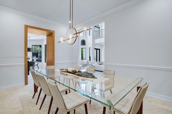 Dining room, Interior, Pendant Lights, Recessed Lighting