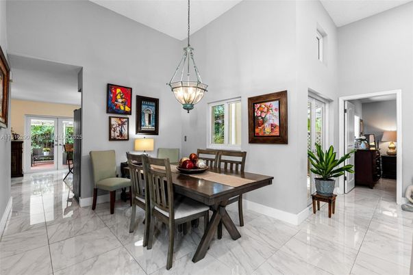 Dining room, Interior, Marble, Pendant Lights