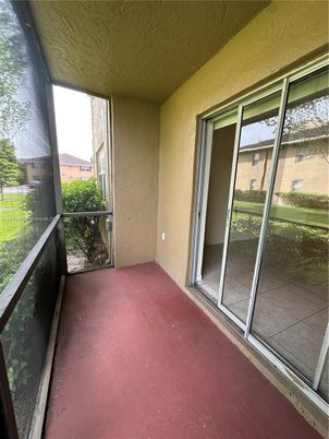 Empty room, Interior, Sun Room