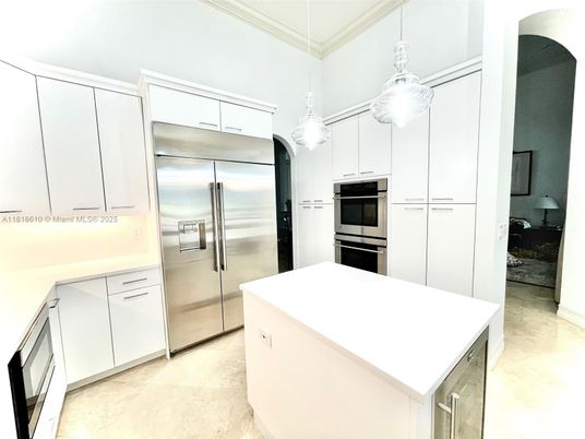 Interior, Kitchen, Pendant Lights, Stainless Steel Appliances
