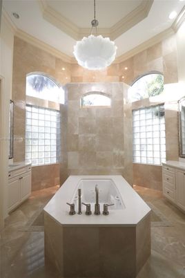 Bathroom, Interior, Pendant Lights, Recessed Lighting