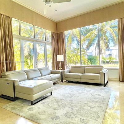 Interior, Living room, Sun Room