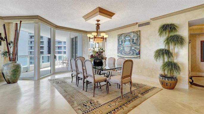 Chandelier, Dining room, Interior