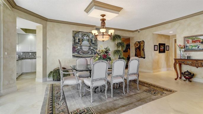 Chandelier, Dining room, Interior