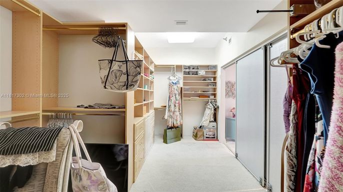 Interior, Walk-in Closets