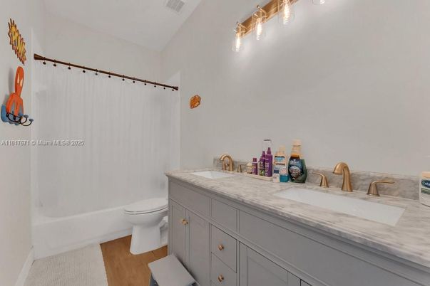 Bathroom, Dual Sink Vanities, Interior, Wood Texture Flooring