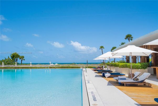 Exterior, Pool, Water