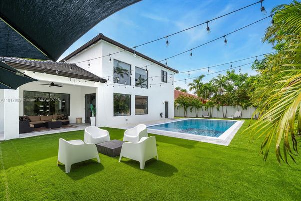 Backyard, Exterior, Pool