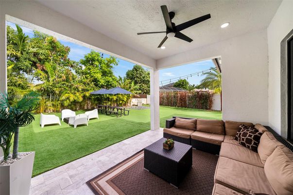 Backyard, Exterior
