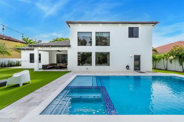 Backyard, Exterior, Pool