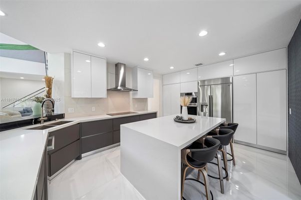 Interior, Kitchen, Pendant Lights, Recessed Lighting, Stainless Steel Appliances