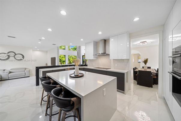 Interior, Kitchen, Marble, Recessed Lighting