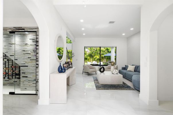 Interior, Living room, Recessed Lighting, Wine Storage