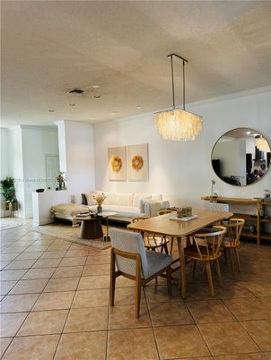 Chandelier, Dining room, Interior, Living room, Recessed Lighting