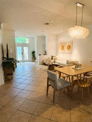 Chandelier, Dining room, Interior, Living room, Recessed Lighting