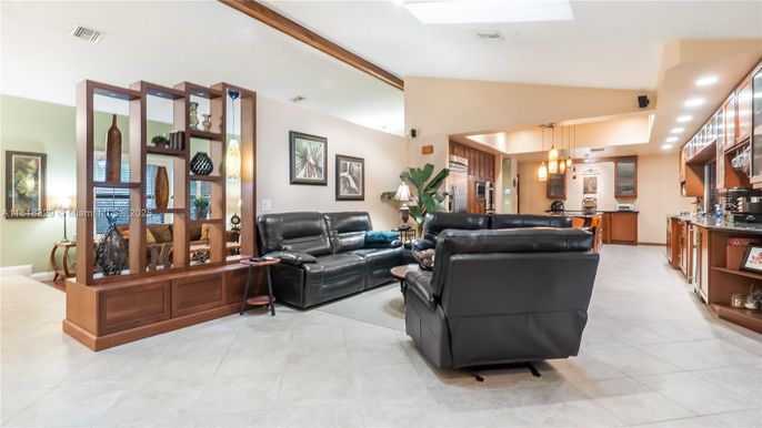 Interior, Kitchen, Living room, Pendant Lights, Recessed Lighting