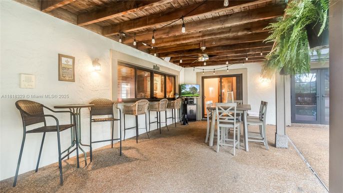 Dining room, Interior, Wooden Beams, Wooden Ceilings