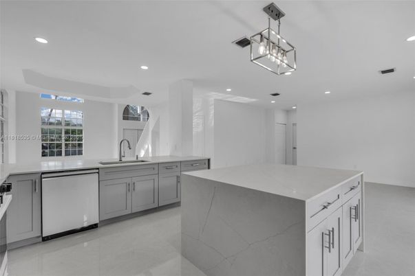 Interior, Kitchen, Pendant Lights, Recessed Lighting