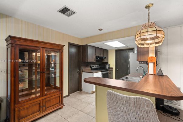 Home Office, Interior, Kitchen, Pendant Lights, Recessed Lighting